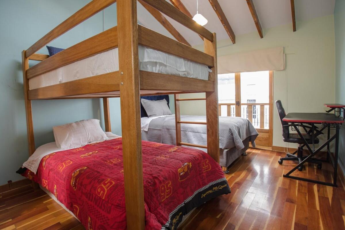 Casa Tranquila Con Jacuzzi Y Cama King Spacious House With A King-size Bed And Jacuzzi, In A Good Location Сasa de vacaciones Cuzco